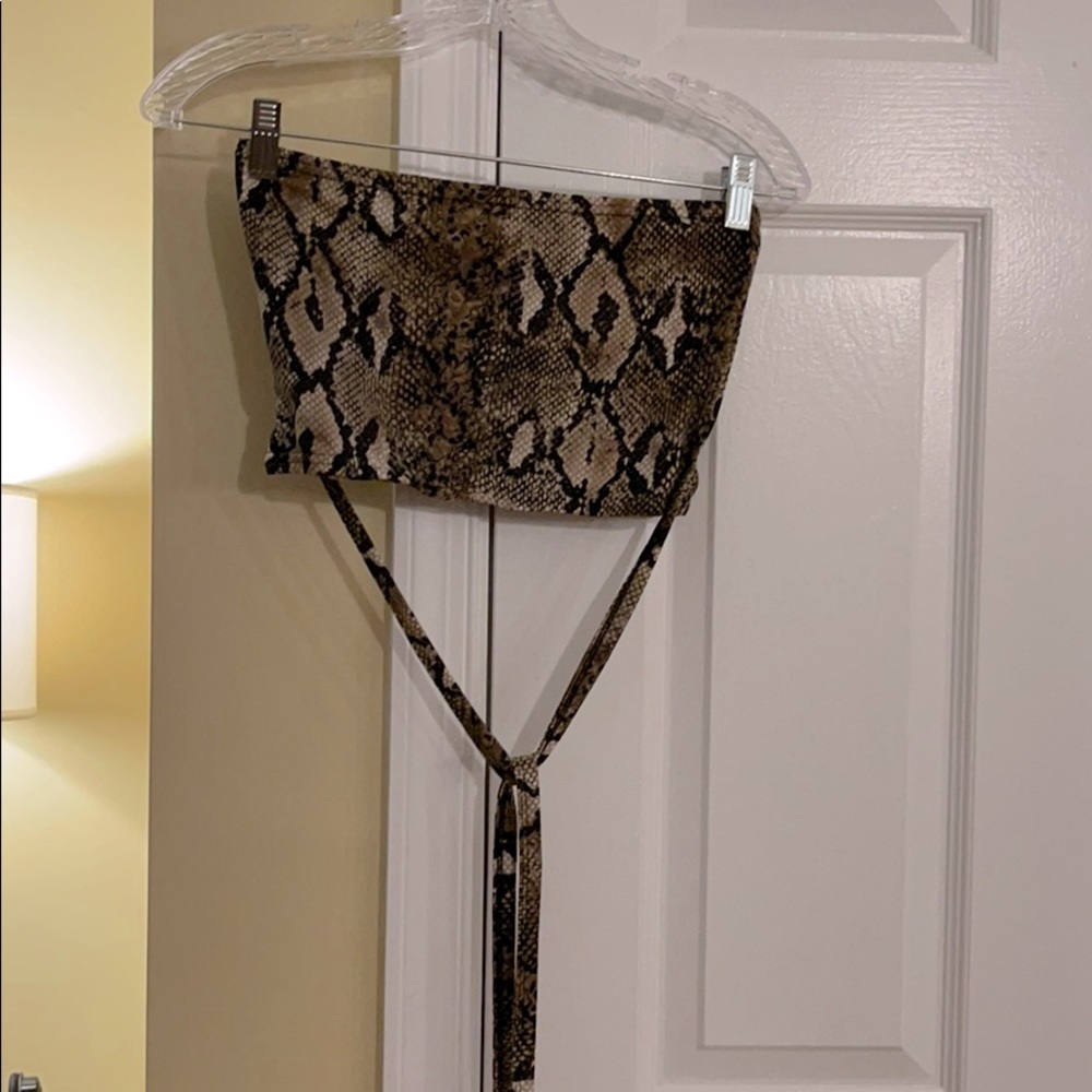 Crop top with wrap around straps